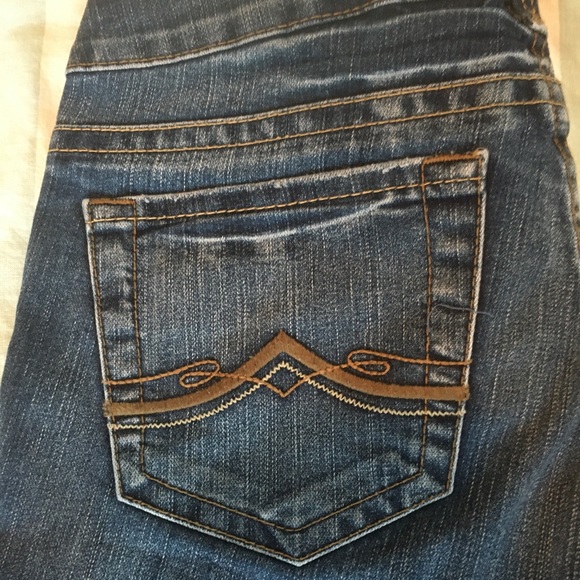 Women’s jeans - Picture 2 of 3